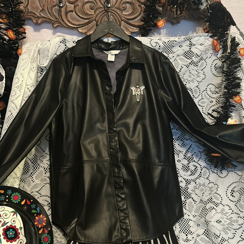 #124 Faux leather hand beaded jacket - Picture 8 of 16